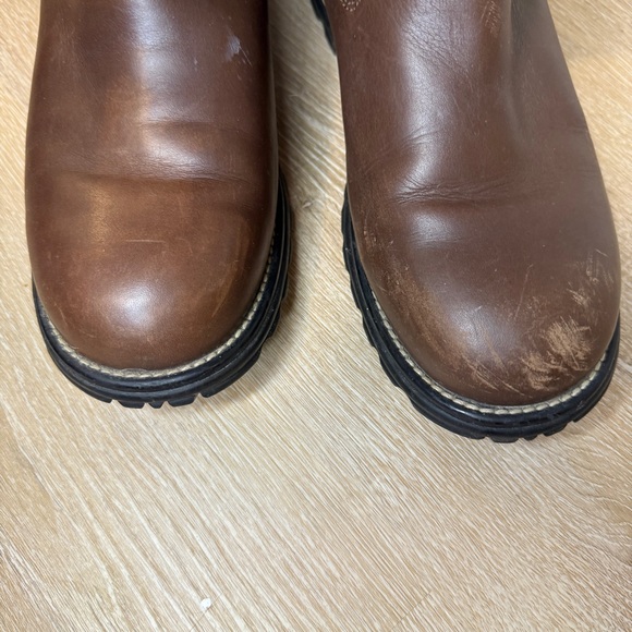 UGG Women’s Brooks Brown Leather & Suede Boots Size 10 - Picture 2 of 7